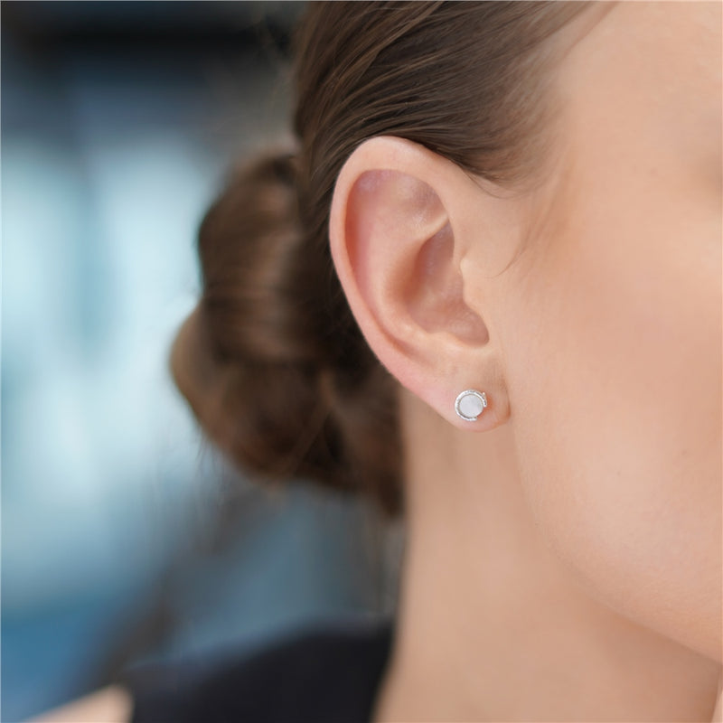NEWBRIDGE SILVER PLATED EARRINGS WITH NATURAL SHELL PEARL