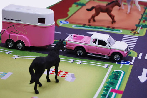 KIDS GLOBE PLAY MAT HORSE RIDING SCHOOL 100 X 150 cm