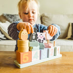 Orange Tree Toys Farmyard Animal Counting Game
