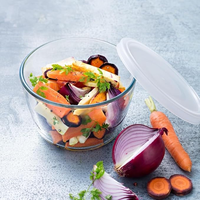 Pyrex 1.1 lt Round Dish with Lid